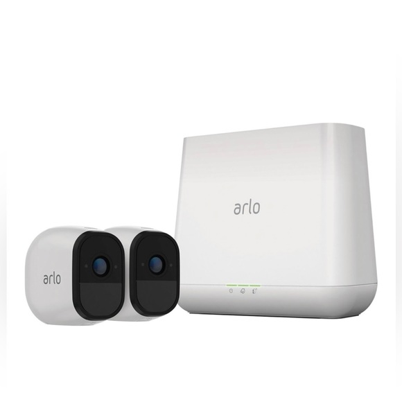 Arlo Pro 100% Wire Free 2 HD Security Indoor/Outdoor Cameras - Picture 5 of 12